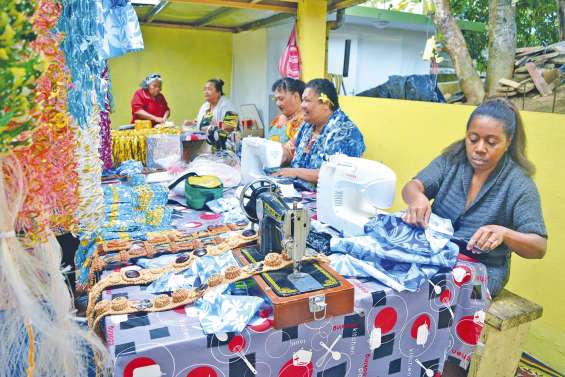 Les femmes sont dans la place pour faire bouger Jacarandas
