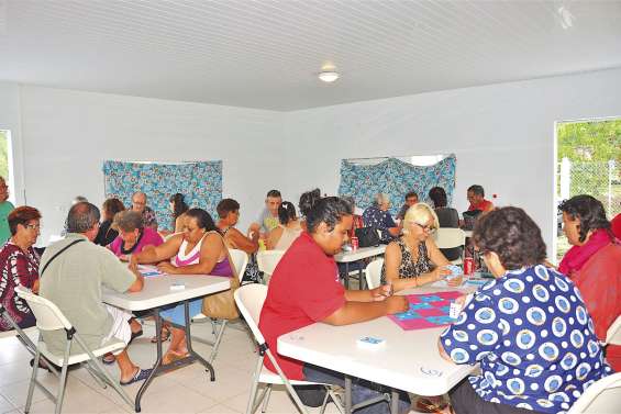 Concours de belote : ils tapent  le carton pour la bonne cause