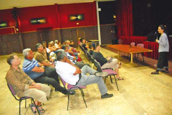 A la découverte  du corbeau calédonien