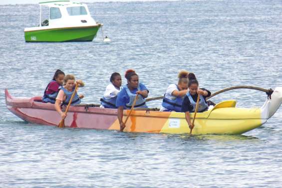 Une section va’a au collège public