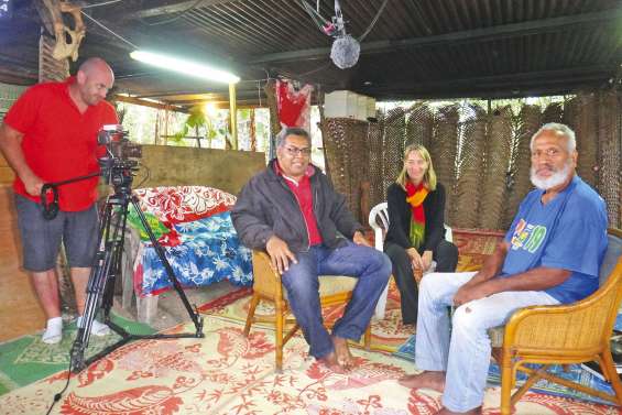 Emmanuel Tjibaou sur les traces de Jean-Marie pour un documentaire