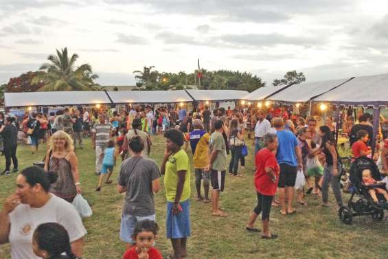 Carton plein à la  dernière rue piétonne
