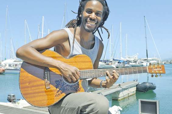 Sa musique vogue sur tous les océans