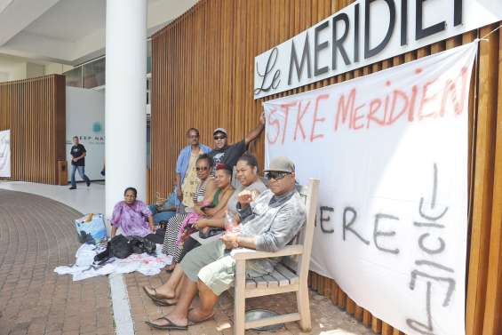 Des employés  débrayent au Méridien