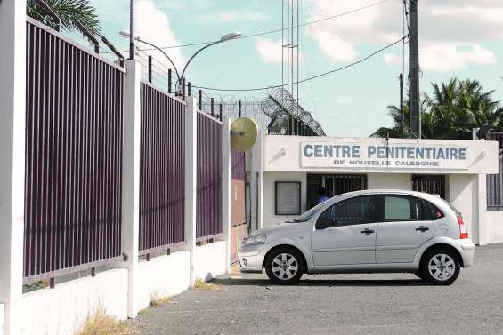 Passeport confisqué en attendant son procès