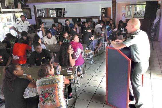 Les futurs citoyens passent une étape