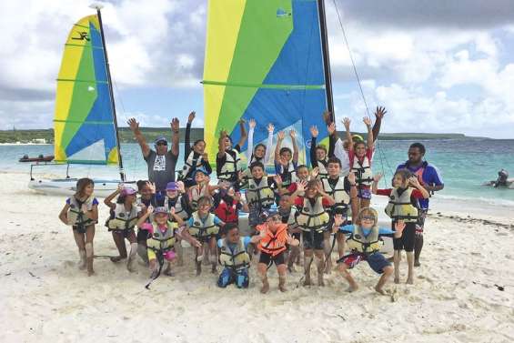 Toutes voiles dehors à Hnaipolë