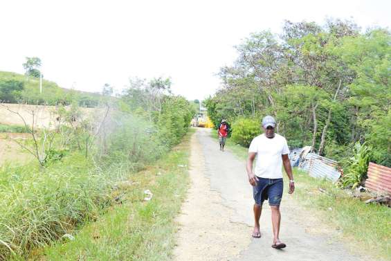 Un caillou dans la chaussure des marcheurs et des cyclistes
