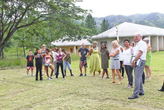 Le vice-recteur fait la rentrée  en terre broussarde