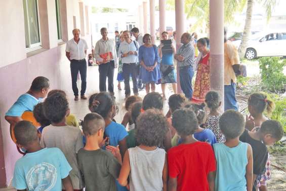 Un tour des établissements scolaires d’Ouvéa