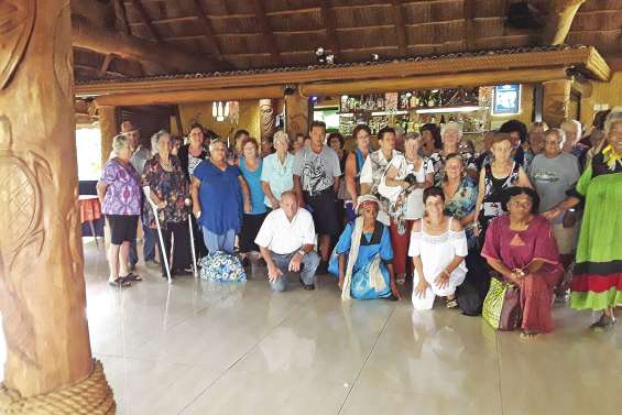 Les anciens font leur première sortie à Voh