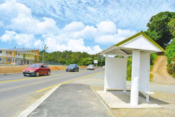 Un nouvel arrêt de bus à Saint-Michel