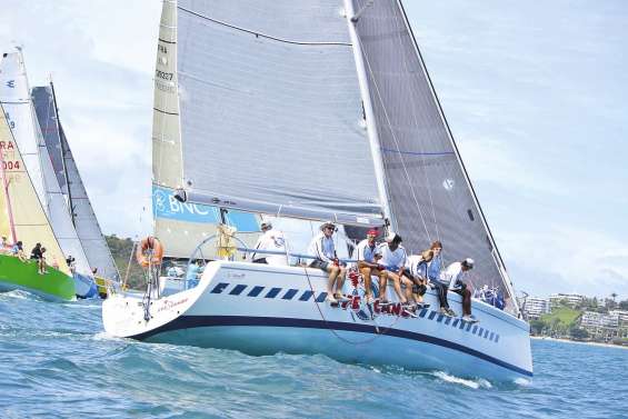 Les marins calédoniens se frottent aux Aussies