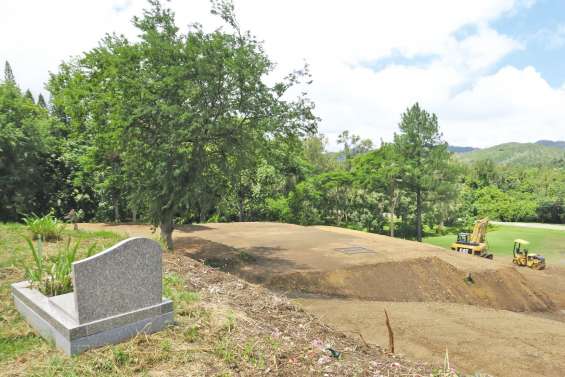 Davantage de places  pour les défunts au Calvaire