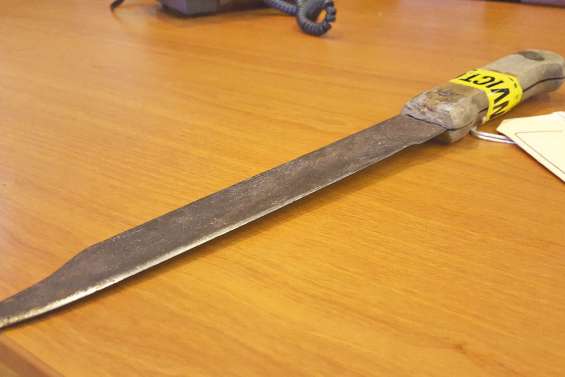 Trois ans pour un coup de sabre au visage