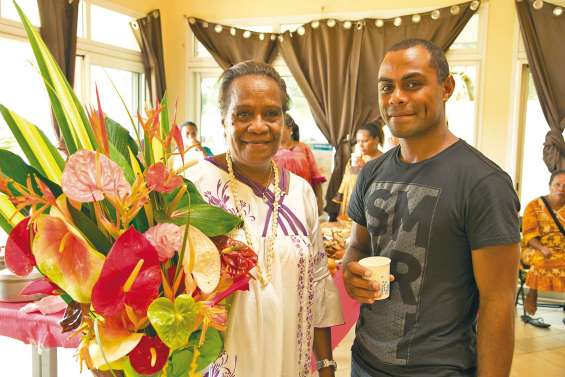 La directrice de l’école municipale dit au revoir