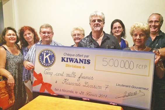 Un don pour la  Polynésie française