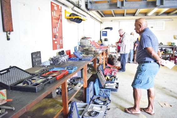 Les pièces d’un garage aux enchères