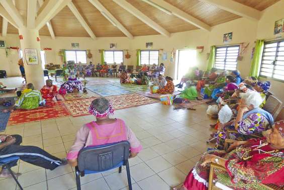 La statue à l’effigie  de la femme change de main