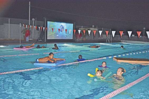 Une fin de journée à buller dans l’eau et devant un film