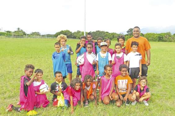 Le FC Pouembout lâche  ses premiers ballons