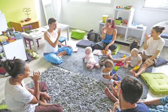 Communiquer plus vite avec bébé en langue des signes