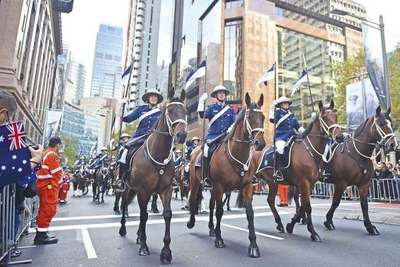 Aussies et Kiwis célèbrent l’Anzac Day