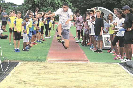 Sauts, courses, lancers... l’avenir se prépare à Koné