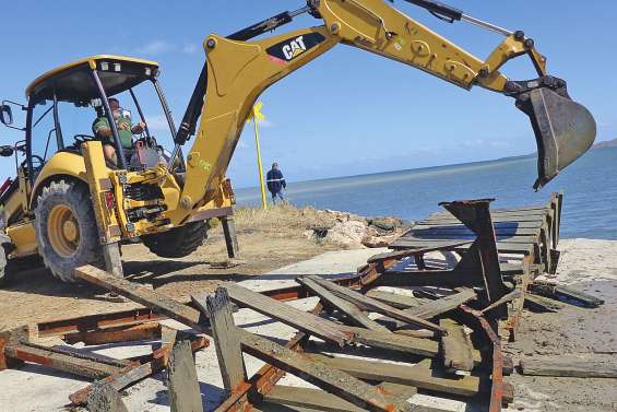 Le ponton du wharf de Ouano n’est plus
