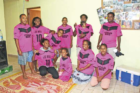 L’équipe de Muj affiche ses couleurs