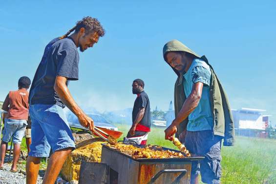 Le marché et le club de foot  de La Conception relancés