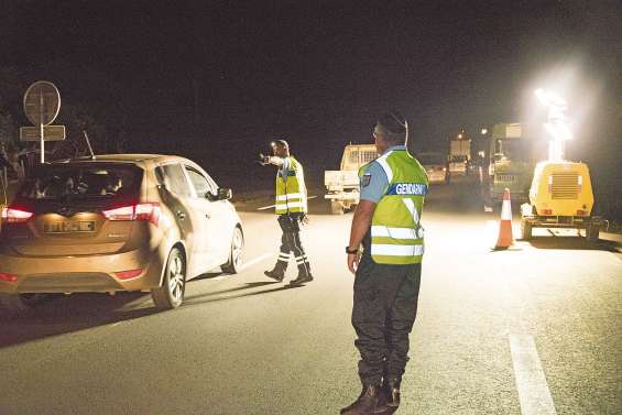 Reconstitution sous  haute surveillance à Païta