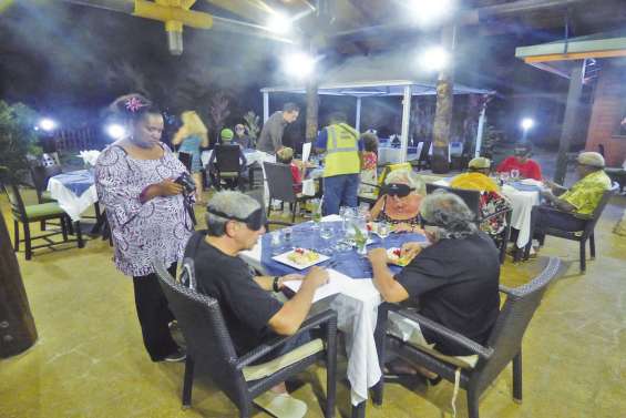 Un repas dans la peau d’un non-voyant
