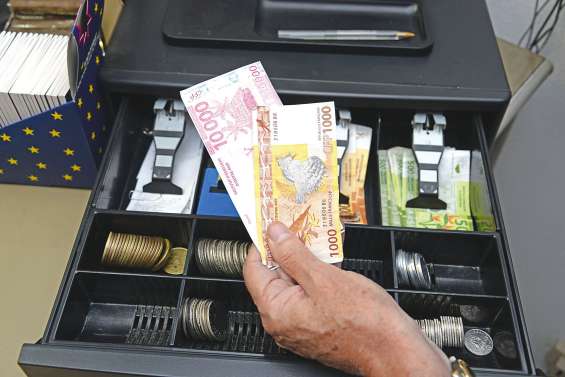 La salariée modèle avait volé plus  d’un million de francs dans les caisses