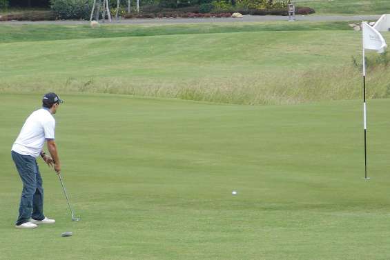 La première manche du grand trophée du cœur a attiré 35 joueurs