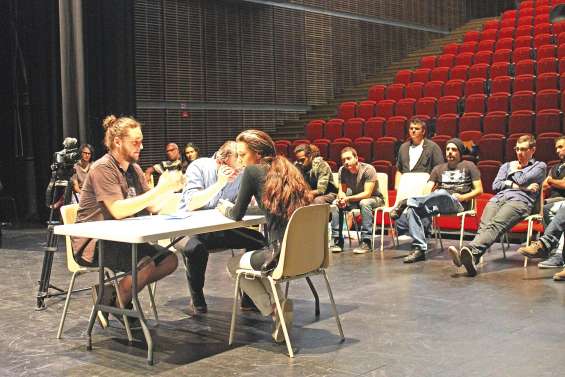 Apprendre à jouer et à faire jouer pour les écrans