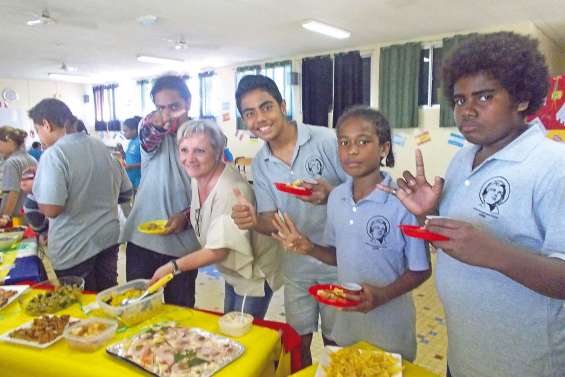 Les collégiens échangent en espagnol