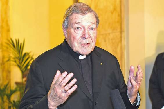 L’argentier du Vatican nie tout abus sexuel