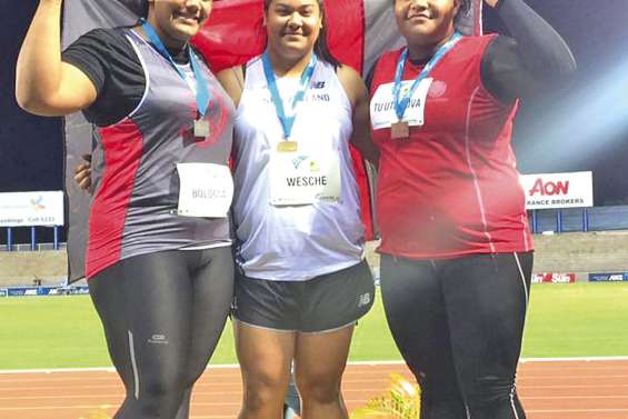 Ashley Bologna démarre fort à Suva