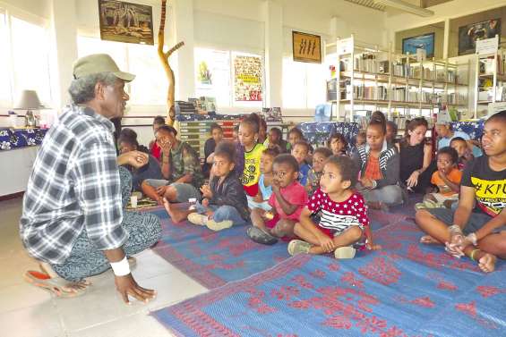 Quand les contes rapprochent  lycéens et élèves de maternelle