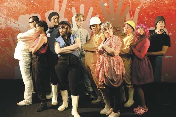 « La politique, sujet sérieux, trouve son pendant dans le style de jeu »