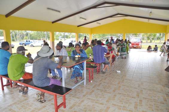 Les élèves préparent leur voyage à Fidji