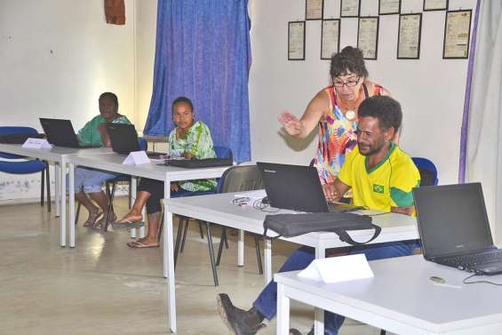 Une initiation  à l’informatique