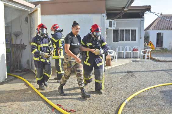 Un exercice incendie chez les gendarmes