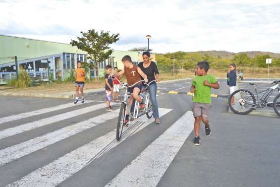 Les modes doux comme devoirs d’école