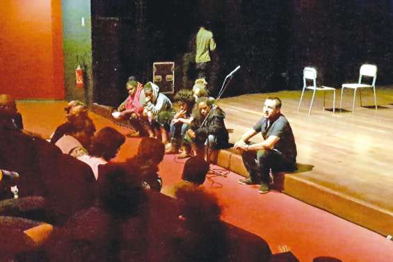 Collégiens et lycéens  se rencontrent sur scène