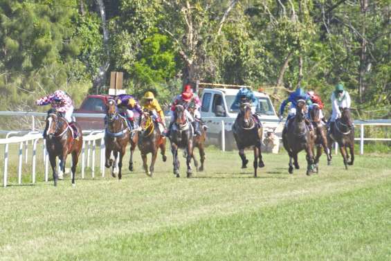 A Bourail, Ivor Hill veut rester le patron