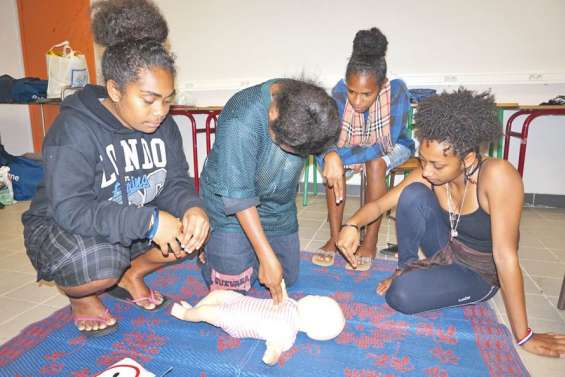 Des gestes qui sauvent et qui créent des liens