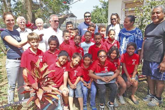 Une machine à écrire le braille pour Norah
