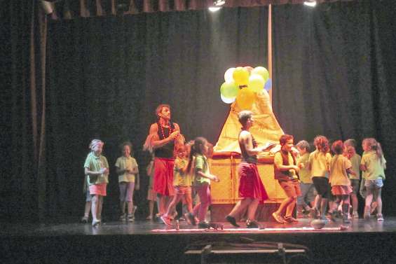 Un voyage à travers les danses du Pacifique